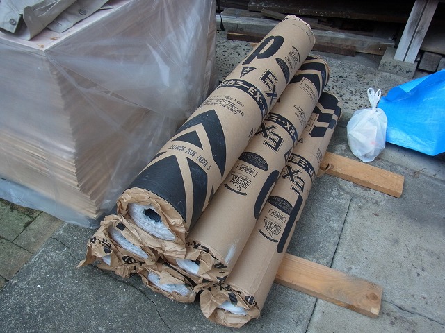 屋根に貼るルーフィング材